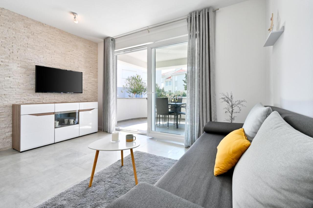 Relax Apartments Novalja Zewnętrze zdjęcie