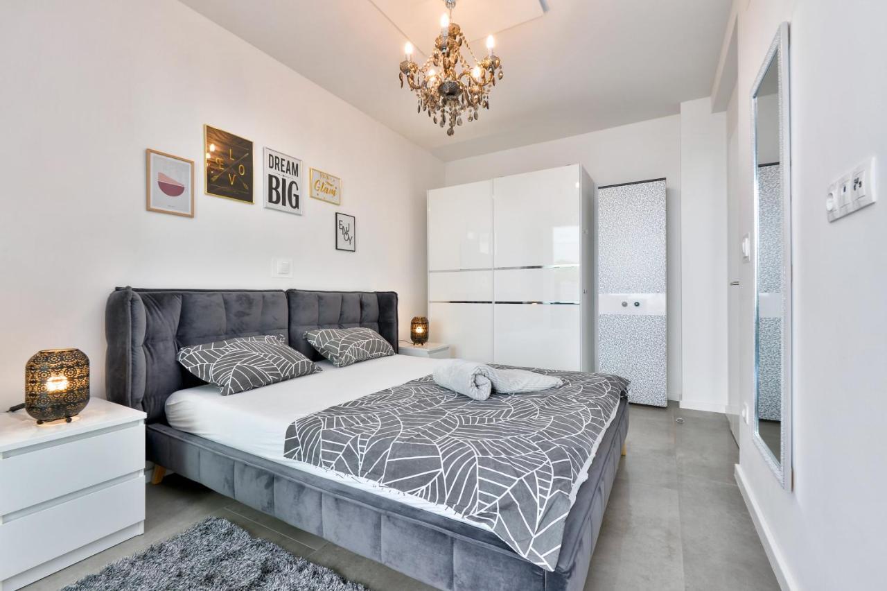 Relax Apartments Novalja Zewnętrze zdjęcie