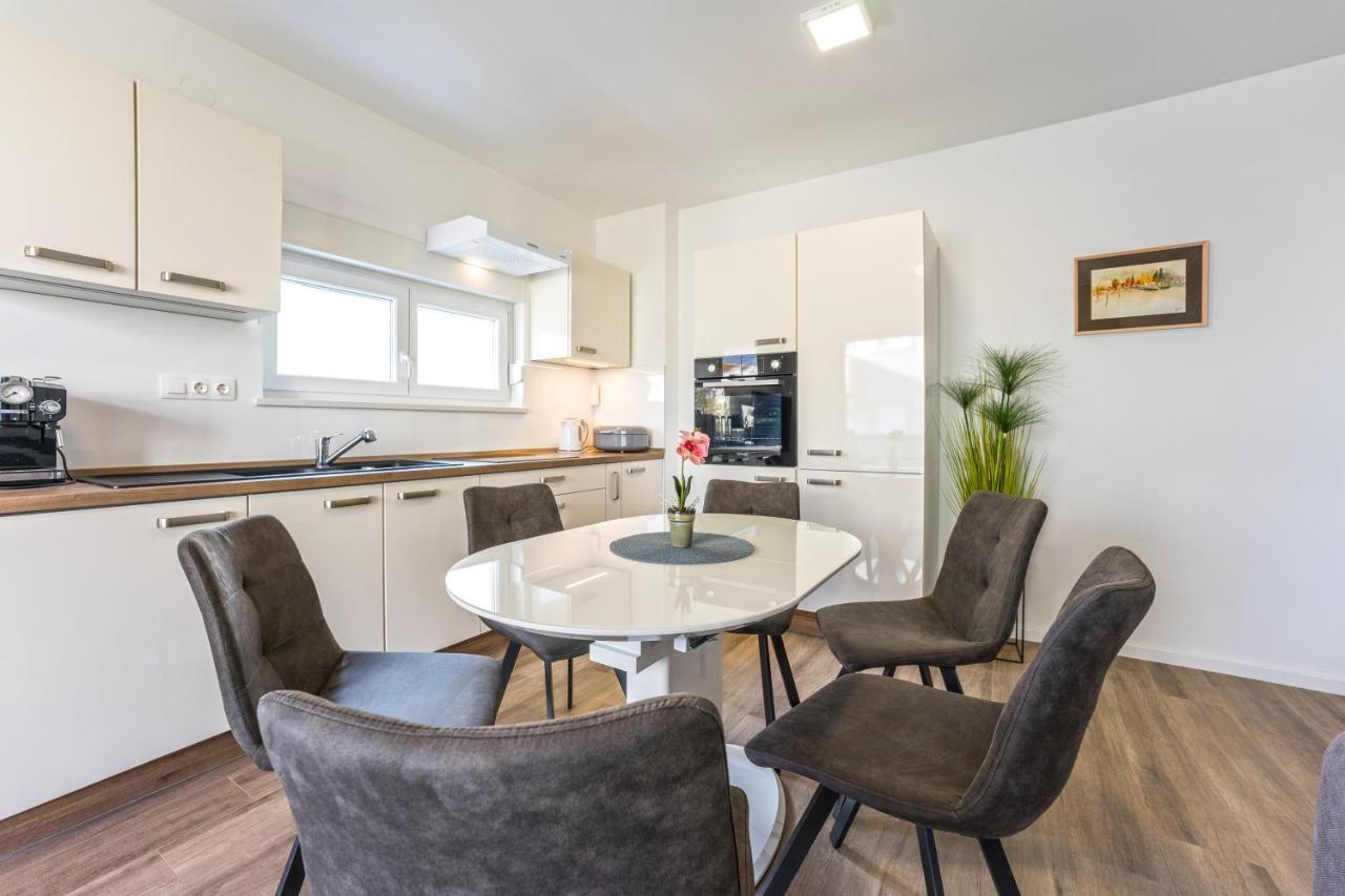 Relax Apartments Novalja Zewnętrze zdjęcie