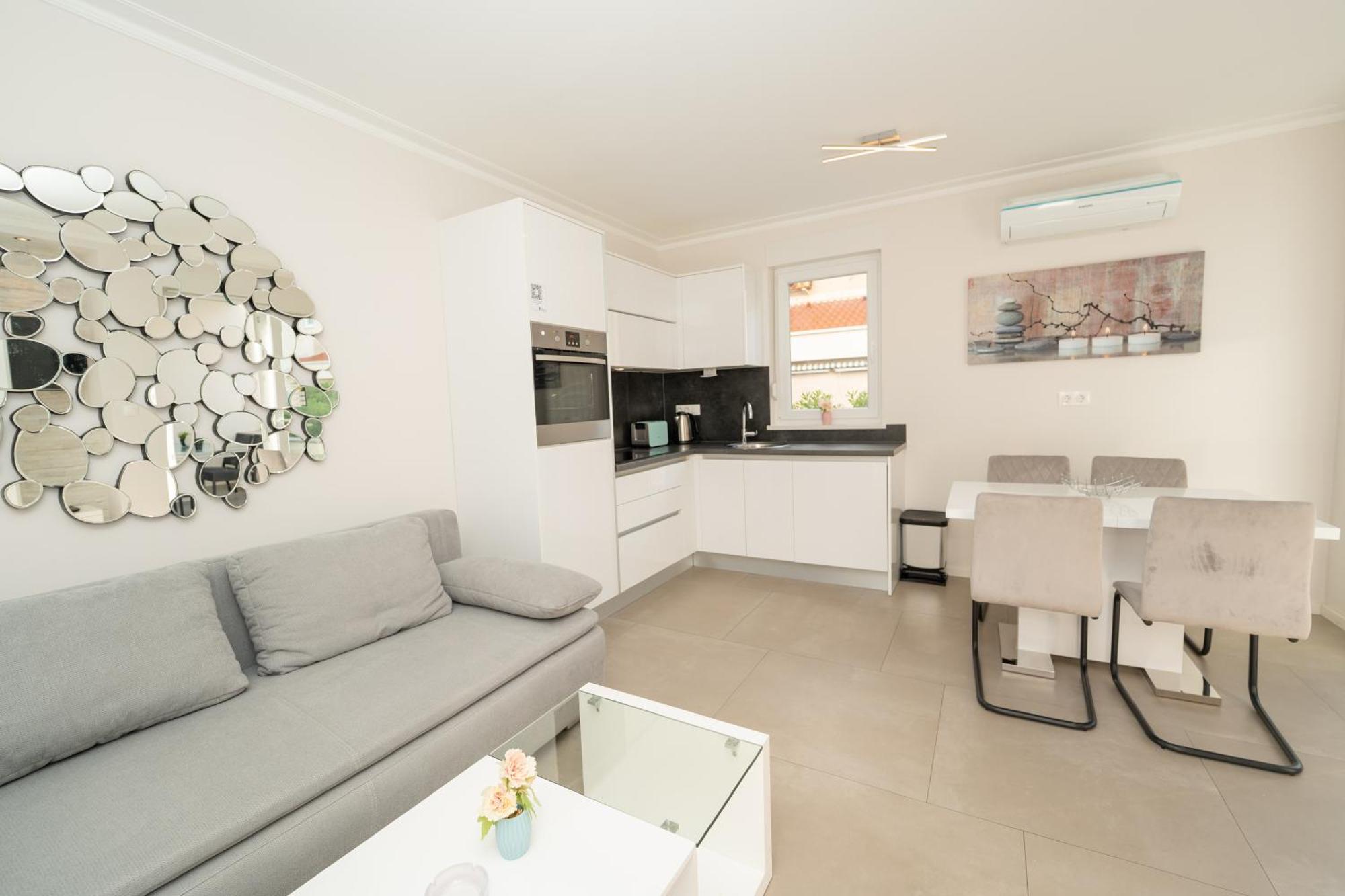 Relax Apartments Novalja Zewnętrze zdjęcie