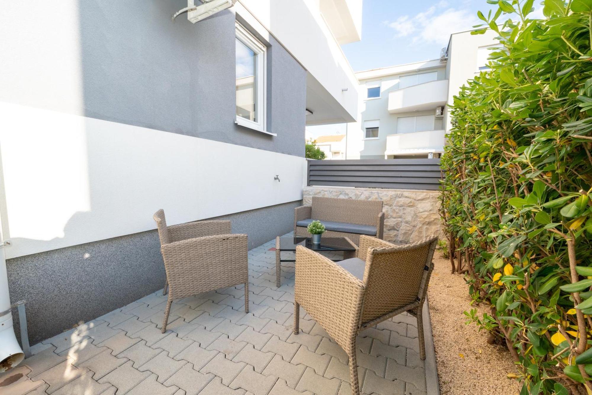 Relax Apartments Novalja Zewnętrze zdjęcie