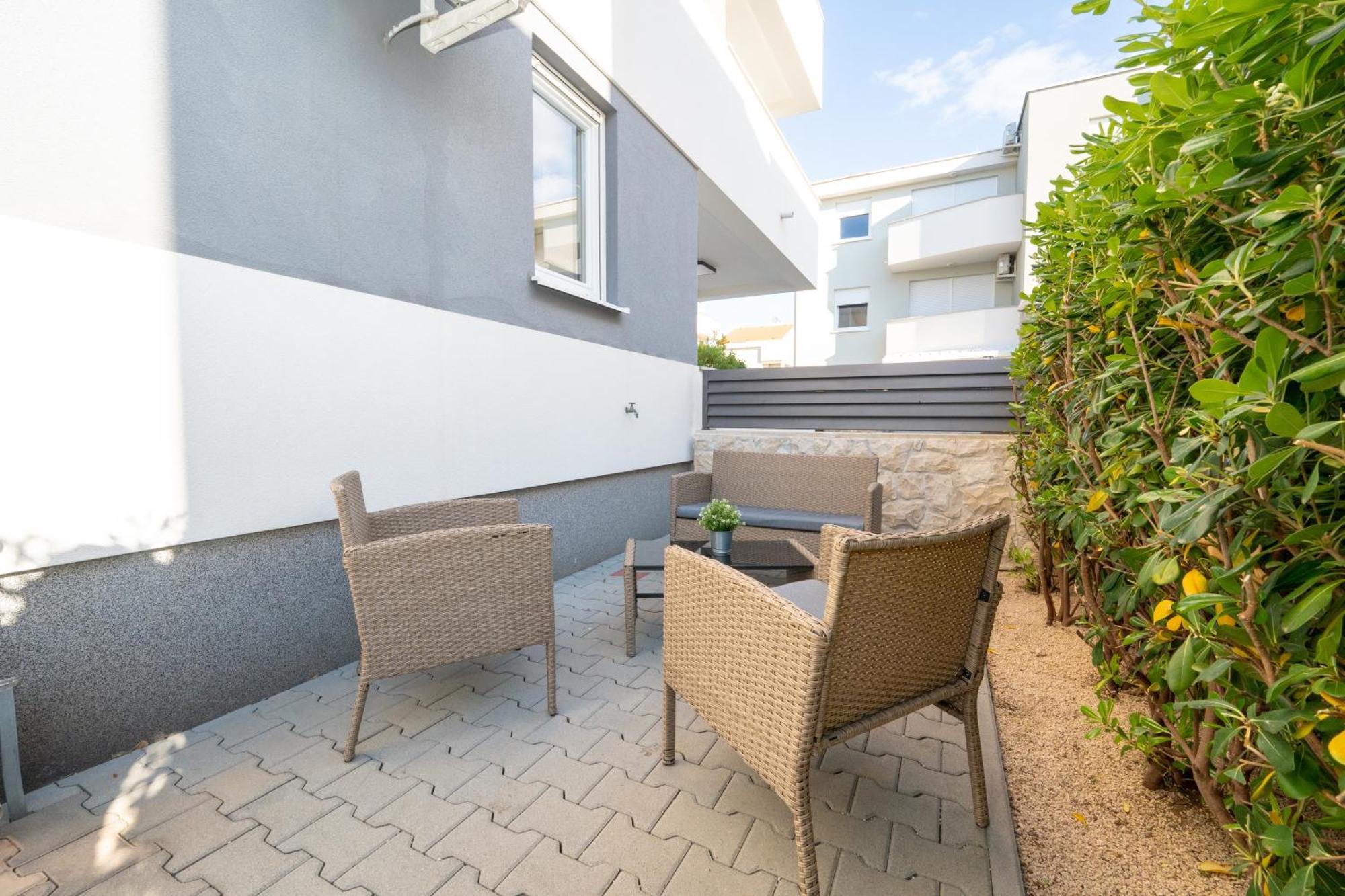 Relax Apartments Novalja Zewnętrze zdjęcie