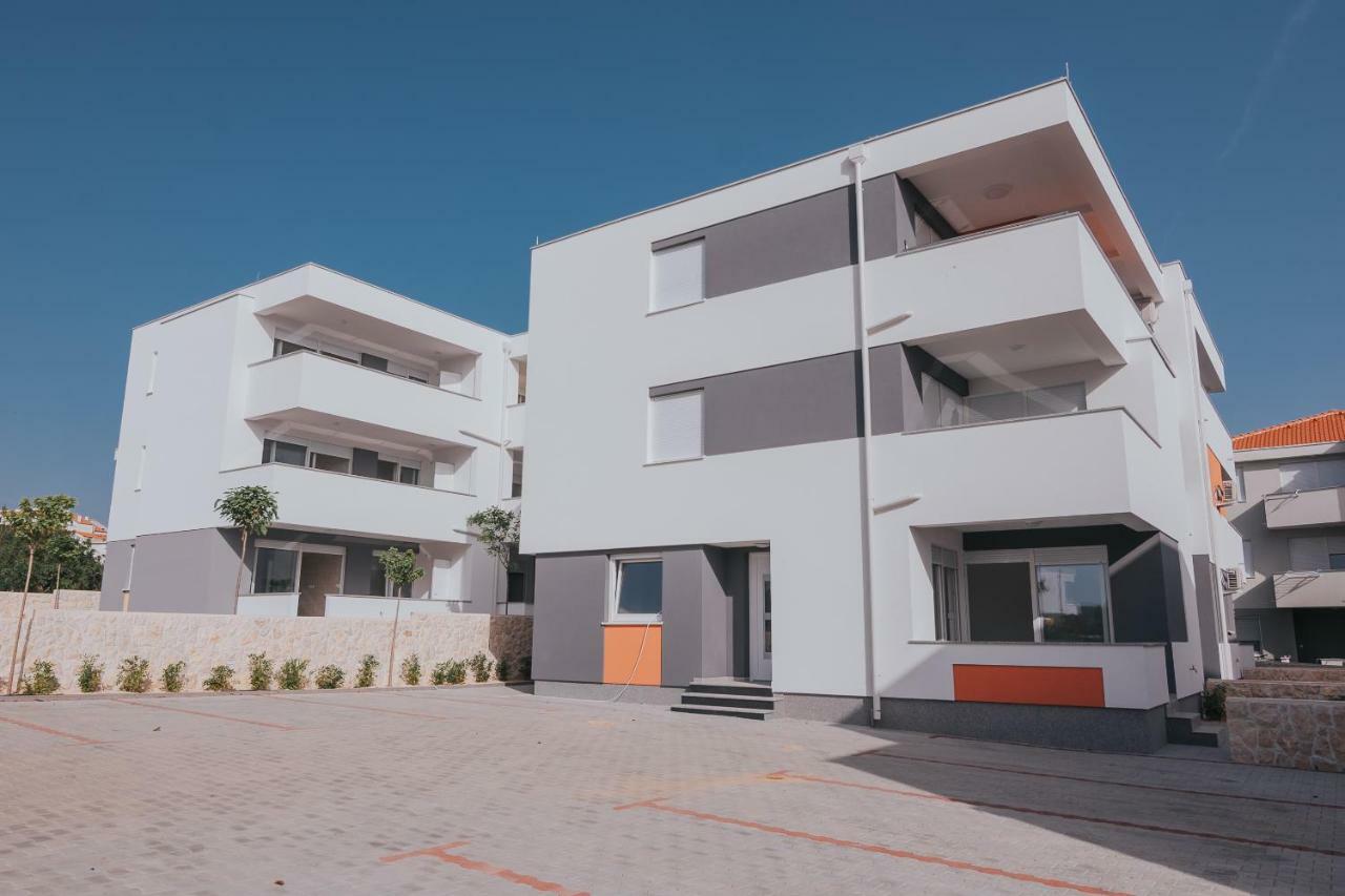 Relax Apartments Novalja Zewnętrze zdjęcie