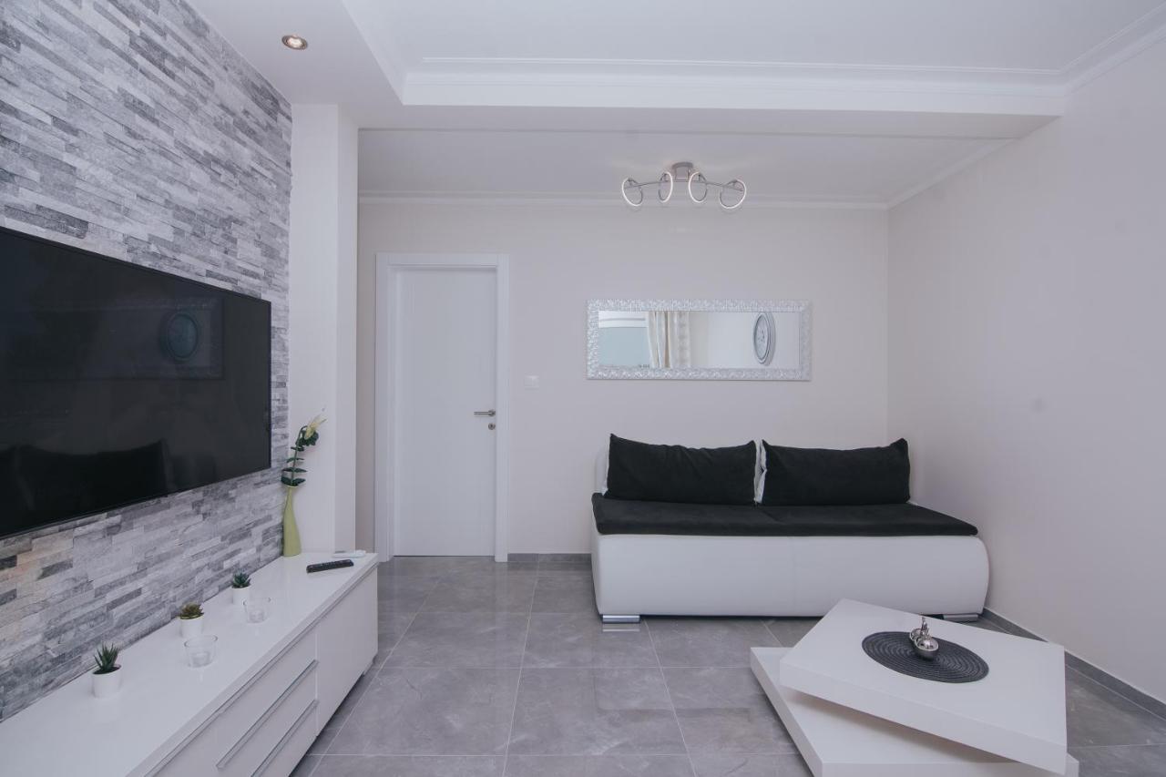 Relax Apartments Novalja Zewnętrze zdjęcie